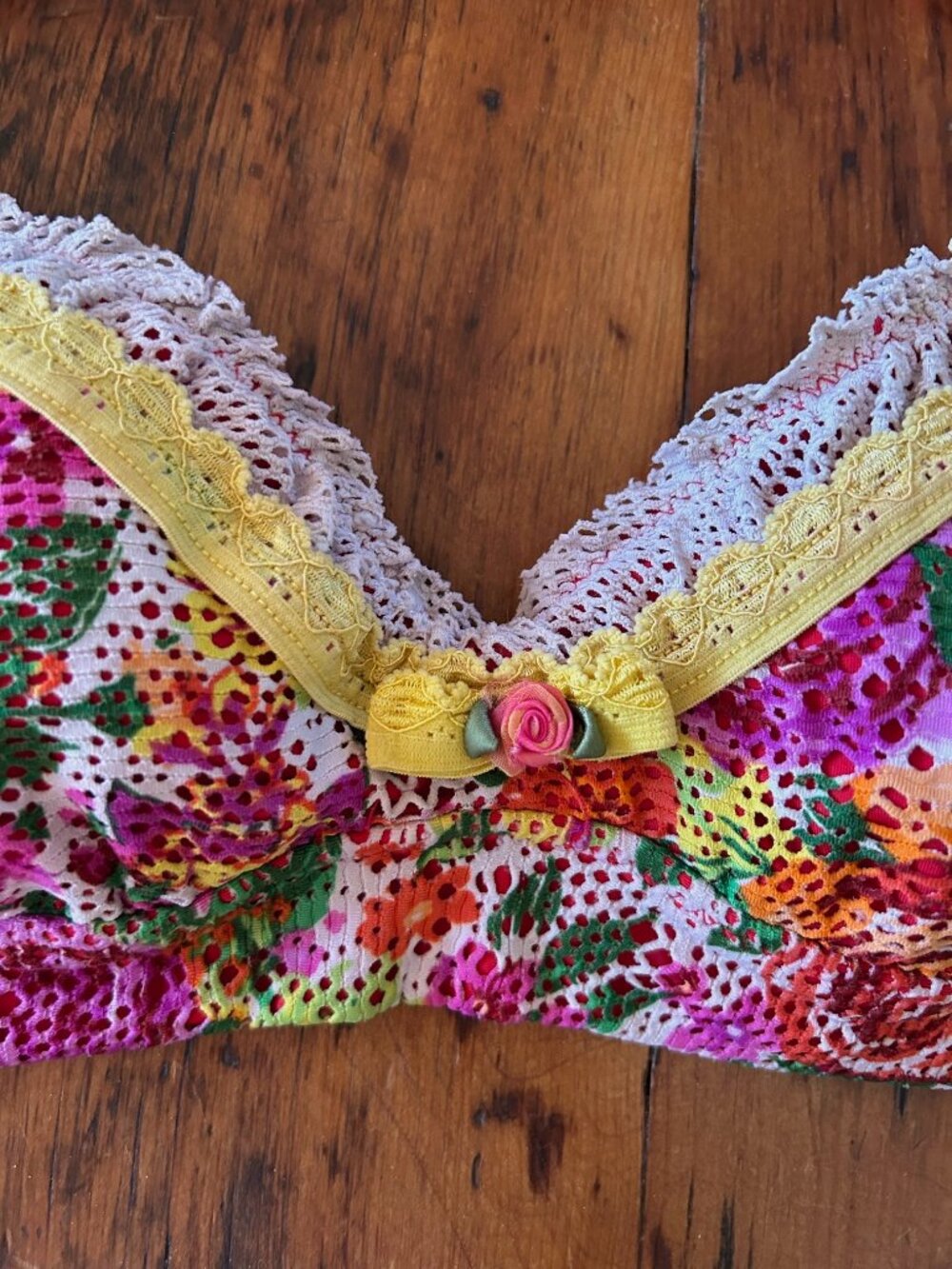 Vintage Betsey Johnson Floral Bikini Set - Picture 4 of 11